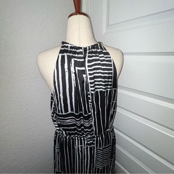 New, Chico’s Halter  Ruffle Maxi Dress Chicos - Picture 4 of 14